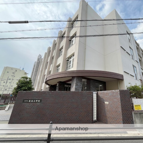 小学校　長池小学校（小学校）まで121m