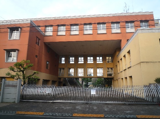 小学校　中町小学校（小学校）まで768m