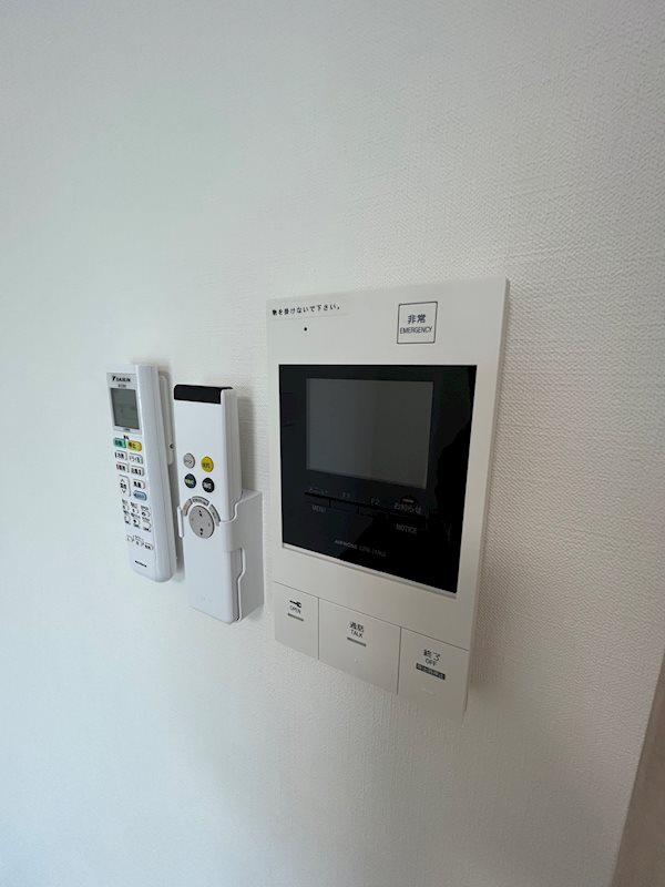 その他設備　モニター付きインターホンです。