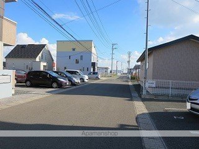 その他　周辺道路（その他）まで0m