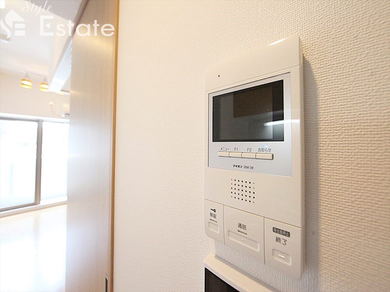 セキュリティ　モニター付きインターホン