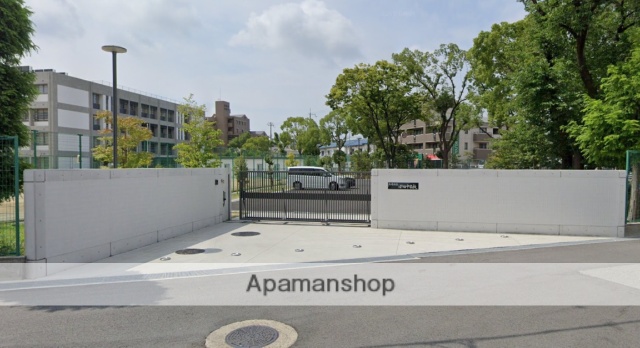 中学校　尼崎市立中学校小田中学校（中学校）まで254m