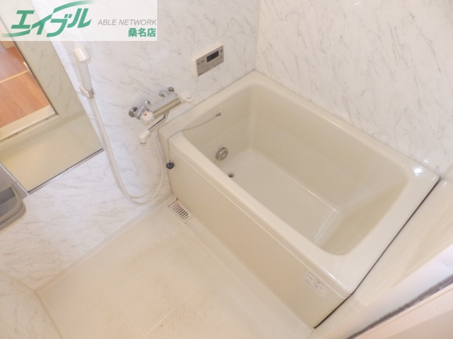 バス・シャワールーム　同物件別室反転タイプ