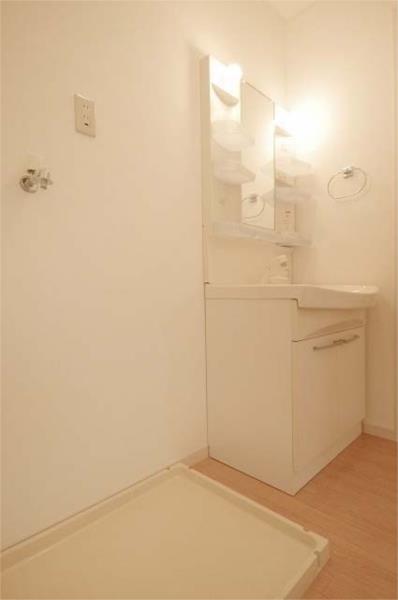 洗面設備　洗髪洗面化粧台