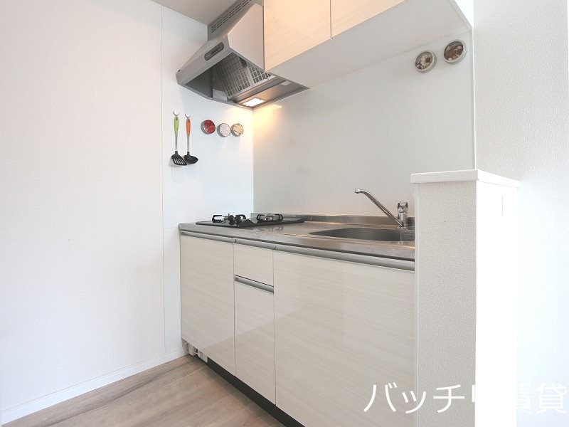 キッチン　画像は同シリーズタイプの為、参考写真になります。