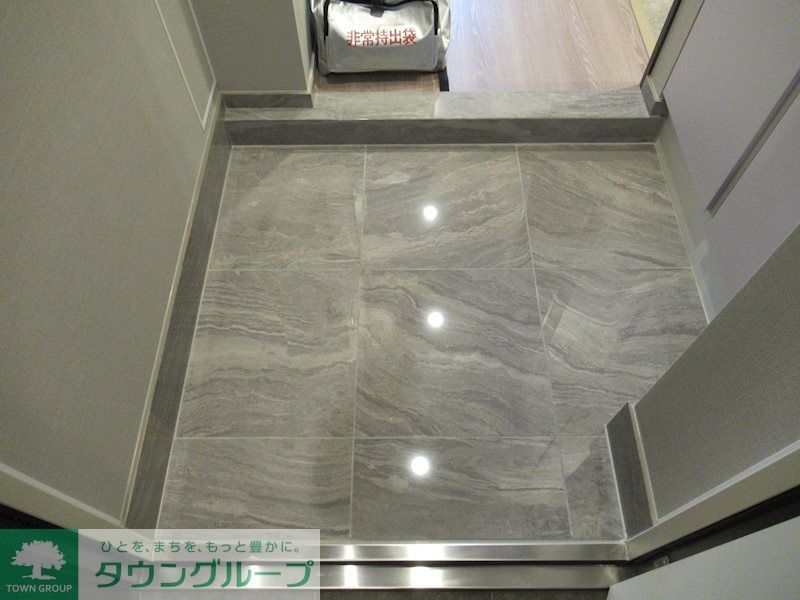 玄関　参考写真