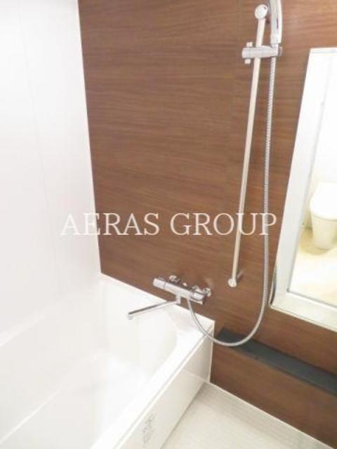 バス・シャワールーム　浴槽