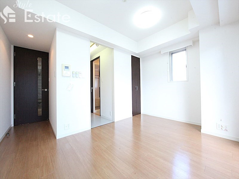 居室・リビング　内装