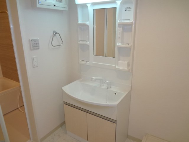 洗面設備　洗髪洗面化粧台