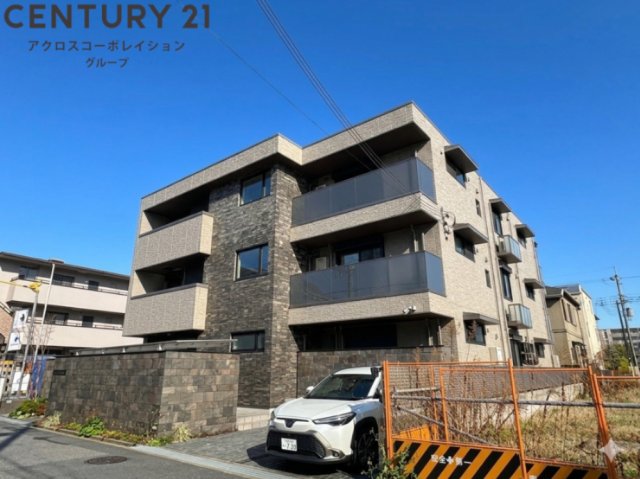 建物外観　オートロック完備で安心のセキュリティ♪