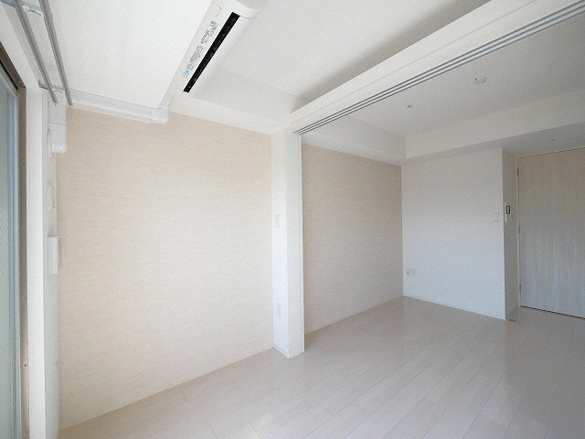 居室・リビング　SERENiTE本町reflet（セレニテ本町ルフレ）　洋室