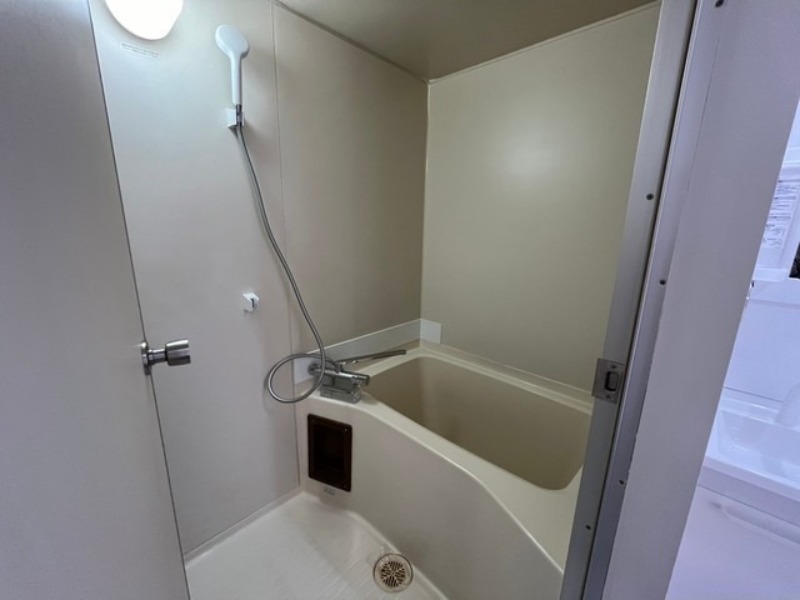 バス・シャワールーム　図面と現状に相違がある場合には現状を優先