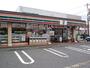 コンビニ　コンビニ（コンビニ）まで296m
