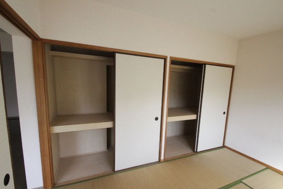 収納　※別部屋の写真です