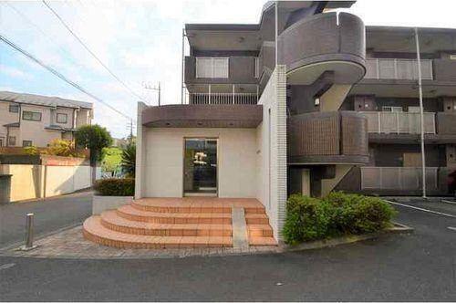 建物外観　外観タイル張りです