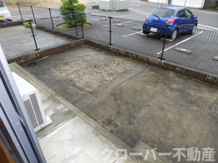 庭　専用庭
