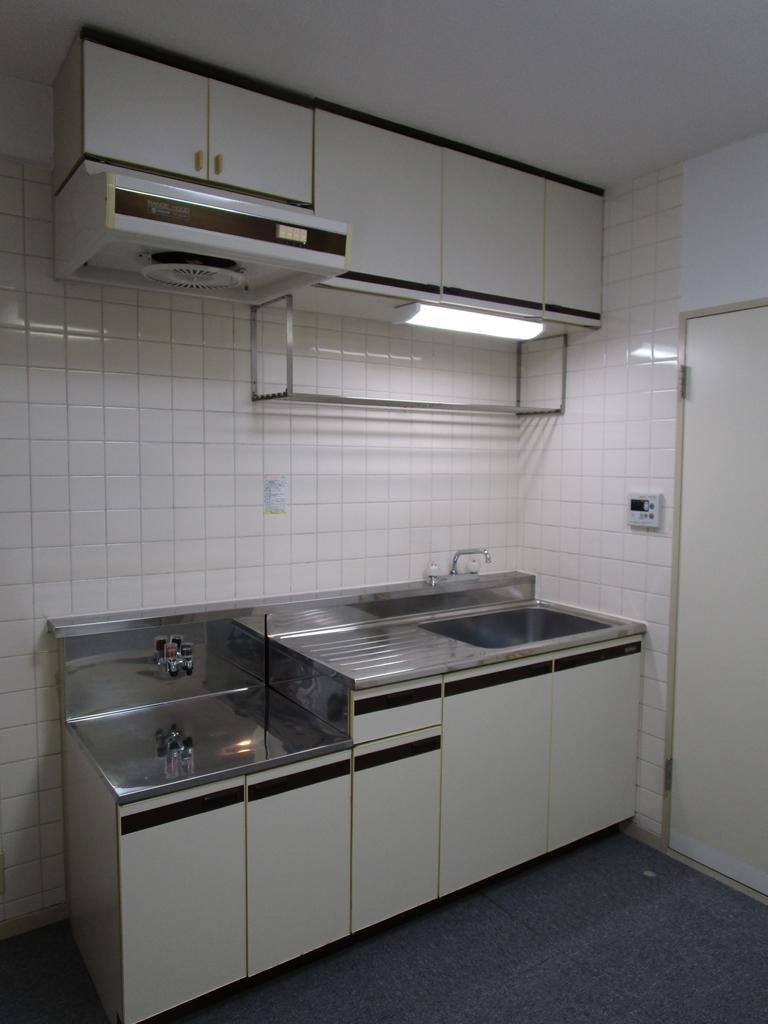 キッチン　※別部屋参考写真