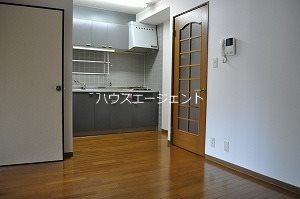 居室・リビング　※参考写真（写真は別号室）
