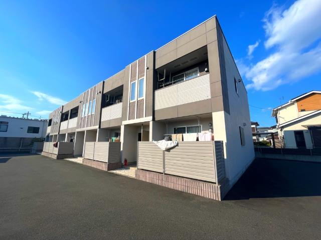 建物外観　外観写真（昼）