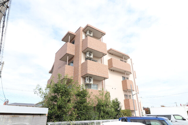 建物外観　きれいな外観です