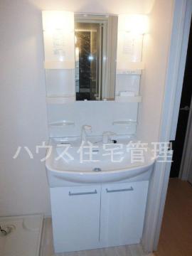 洗面設備　洗髪洗面化粧台