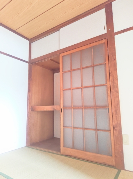 収納　※クリーニング前写真です☆各部屋収納スペースあり☆