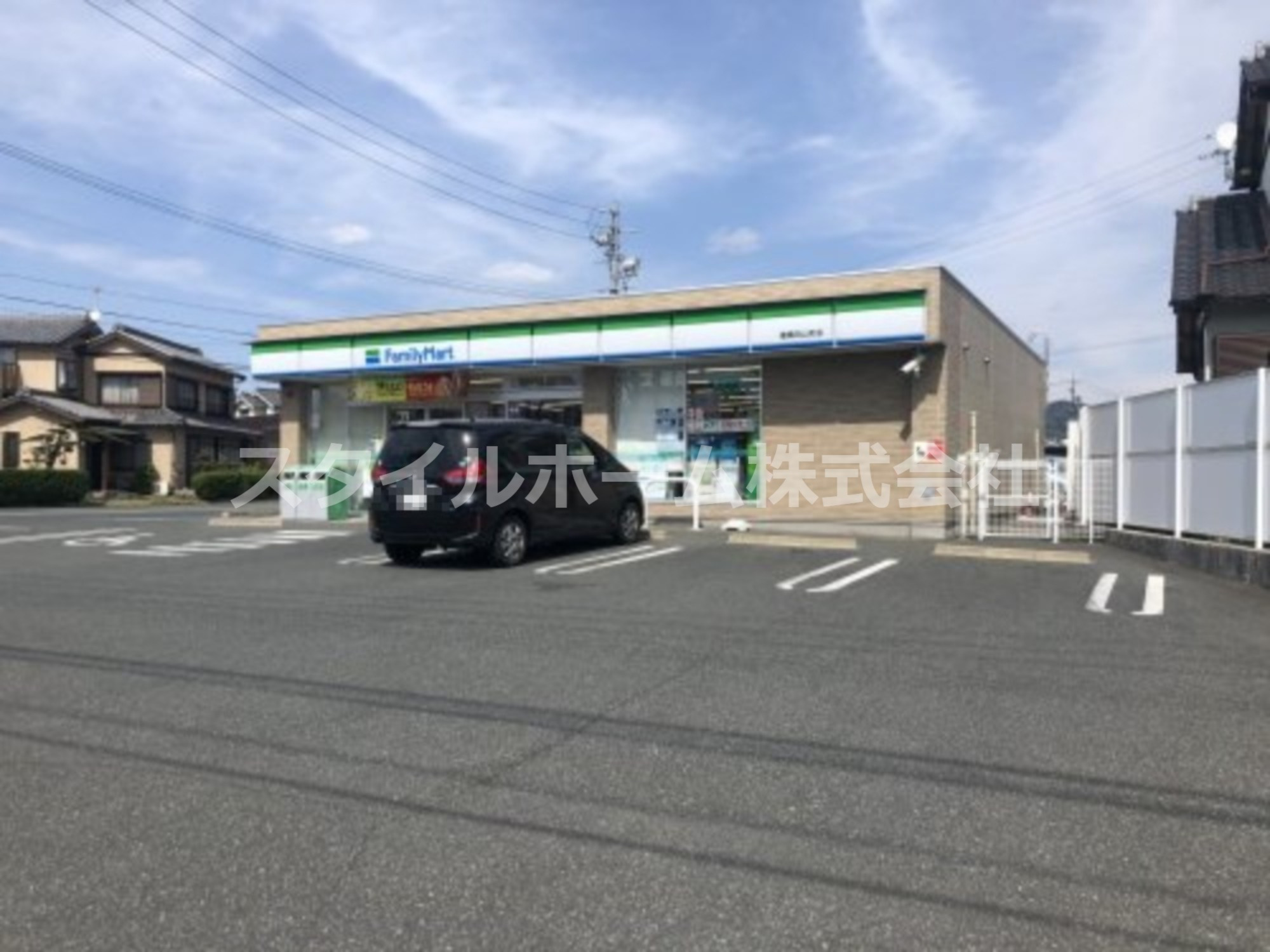 コンビニ　ファミリーマート 豊橋向山町店（コンビニ）まで833m