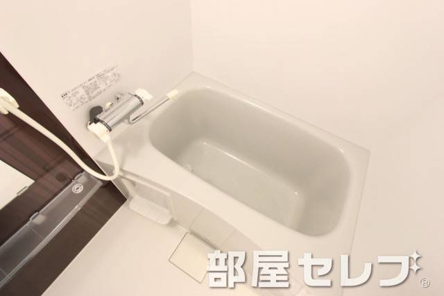 バス・シャワールーム　同タイプのイメージ写真です。