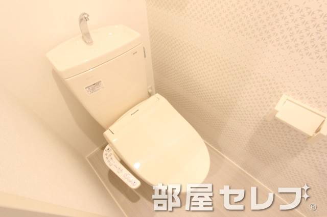 トイレ　同タイプのイメージ写真です。