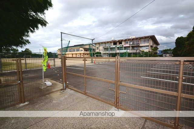 小学校　郡築小学校（小学校）まで2521m