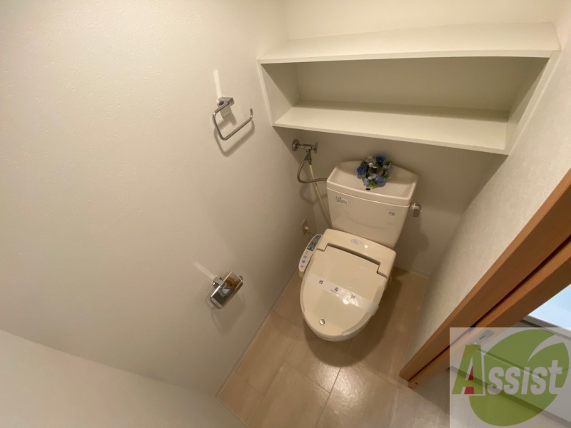 トイレ　トイレです。ウォシュレット付を探している方、おすすめです。