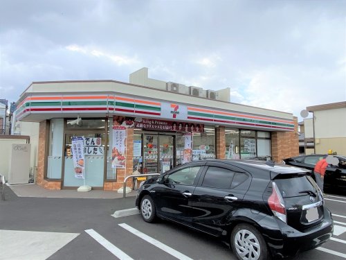 コンビニ　セブンイレブン 堺浜寺船尾町西店（コンビニ）まで216m