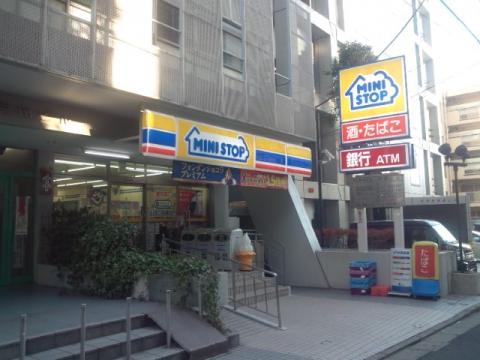 コンビニ　ミニストップ代々木2丁目店（コンビニ）まで310m