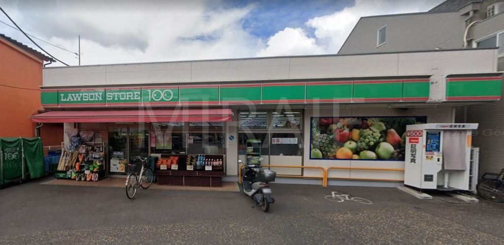 コンビニ　ローソンストア100相模原南台六丁目店（コンビニ）まで260m