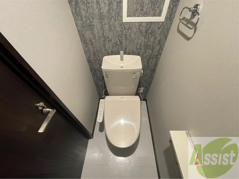 トイレ　トイレです。ウォシュレット付を探している方、おすすめです。