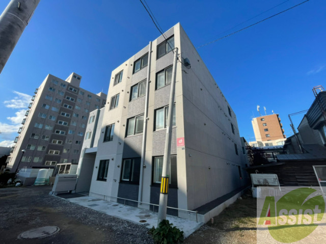 建物外観　札幌市中央区南８条西「ＡＬＰＨＡ南８条」