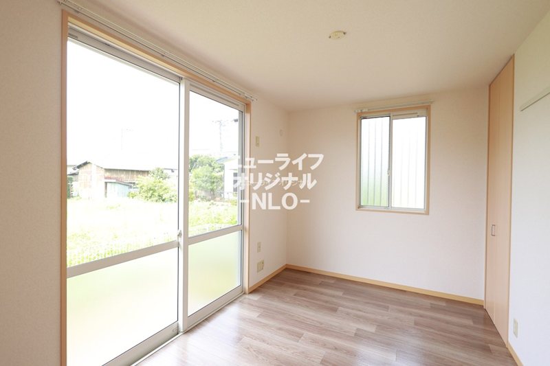 その他　たっぷり収納出来る上下に分かれたシューズボックス★