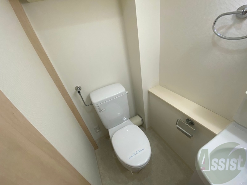 トイレ　トイレです。ウォシュレット付を探している方、おすすめです。