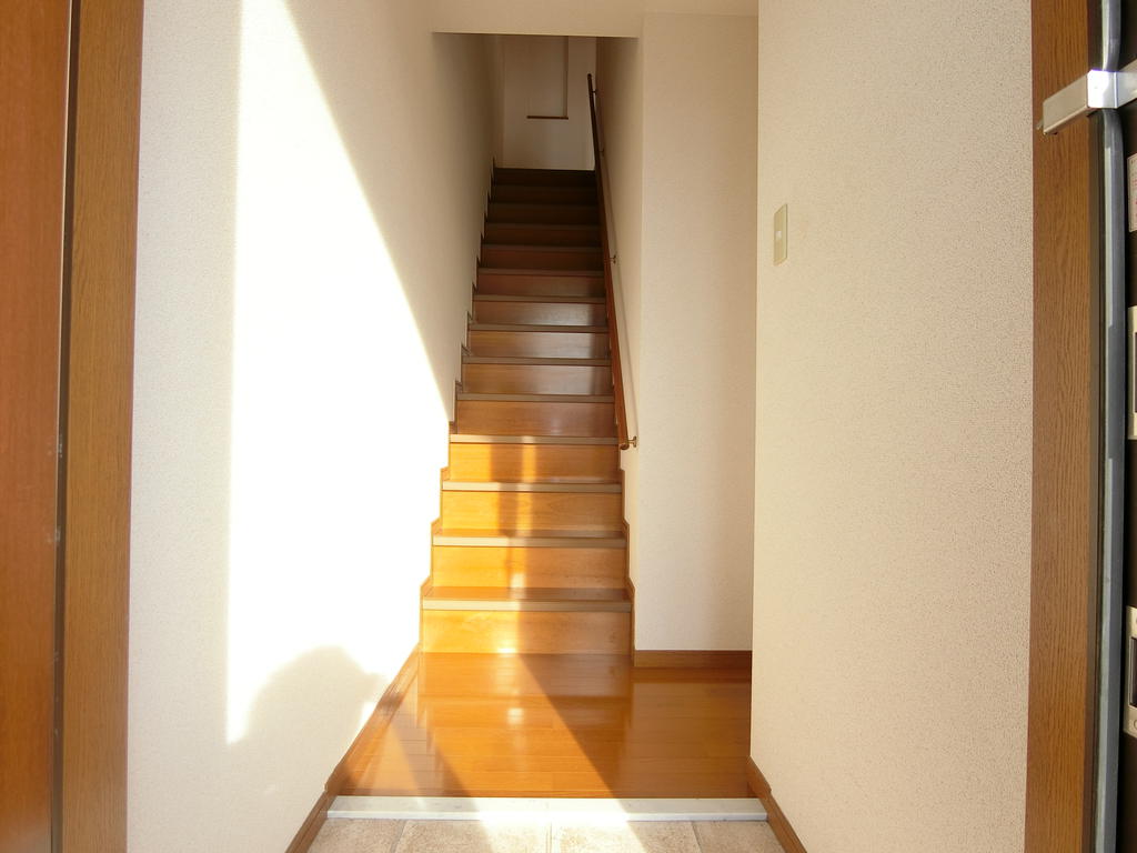 コウジィコート II番館の玄関写真