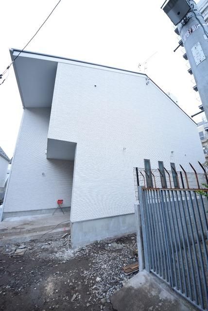 建物外観　建築中