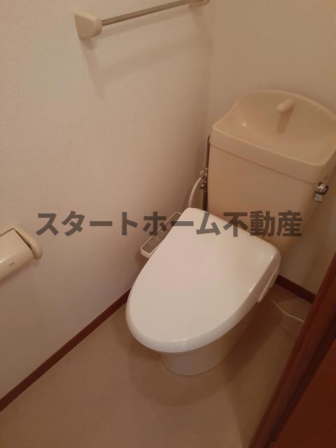 トイレ　ゆったりとした空間のトイレです