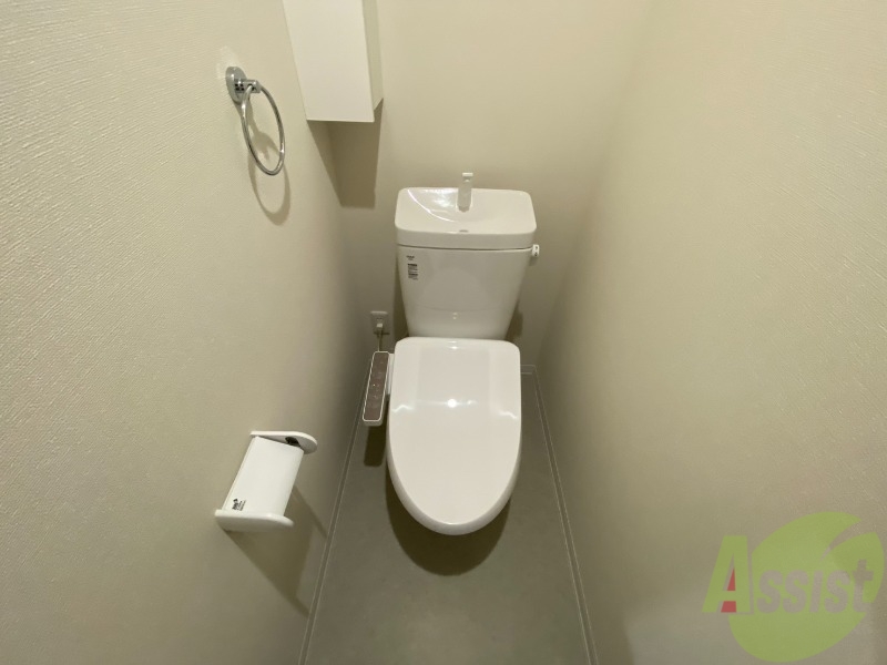 トイレ　トイレは温水洗浄便座で、とても快適にご利用いただけます。