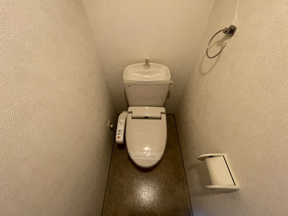 トイレ　※別部屋の写真です