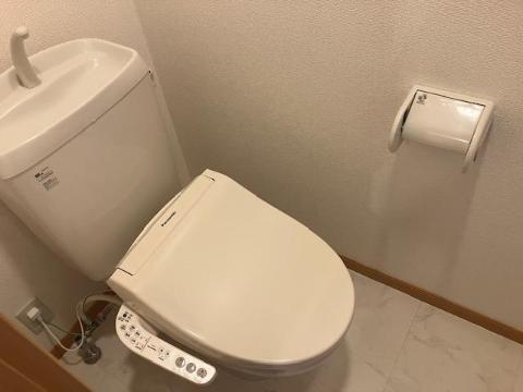 トイレ　シャワー付トイレ