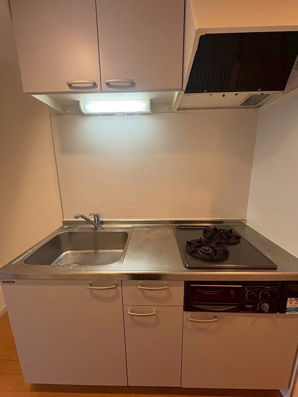 キッチン　※同物件別部屋参考画像
