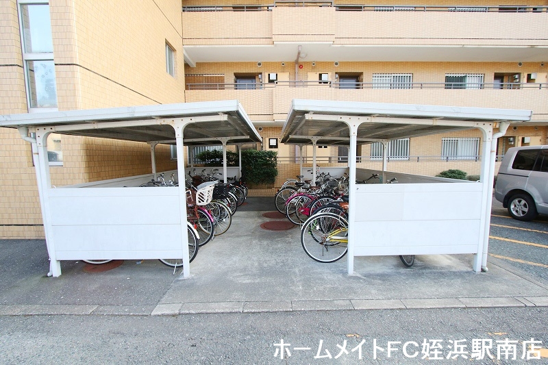 駐車場　★屋根付きの駐輪場♪★