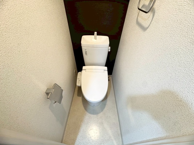 アドバンス大阪ドーム前アヴェニールのトイレ写真