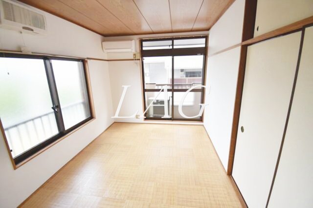 居室・リビング　洋室のお部屋です。
