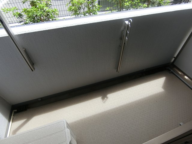 バルコニー　他のお部屋の参考写真となります。