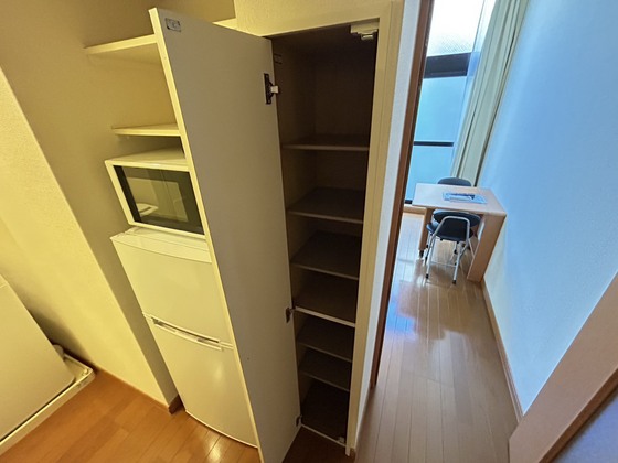 収納　※別号室の写真です。